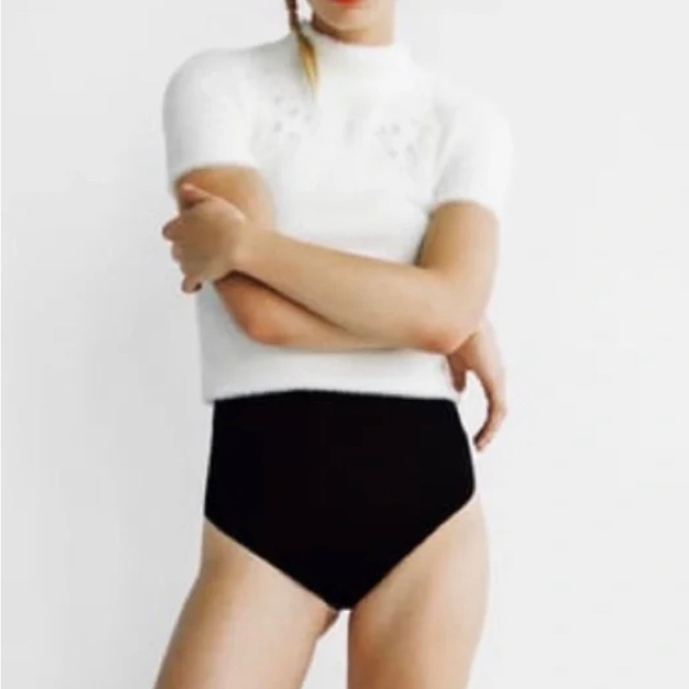 Zara White Textured Short Sleeve Top - Picture 6 of 8
